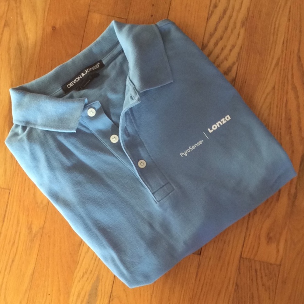 Excellent quality logo’ed short sleeve polo Size M